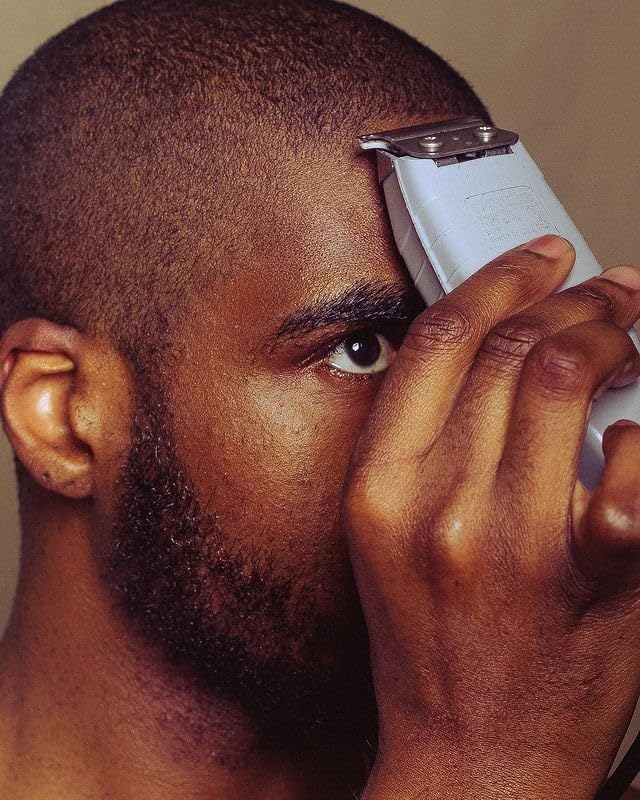 Andis 04780 T-Outliner Review: Honest Expert Breakdown of Pros & Cons