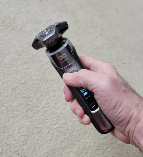 Philips Norelco Shaver 9000