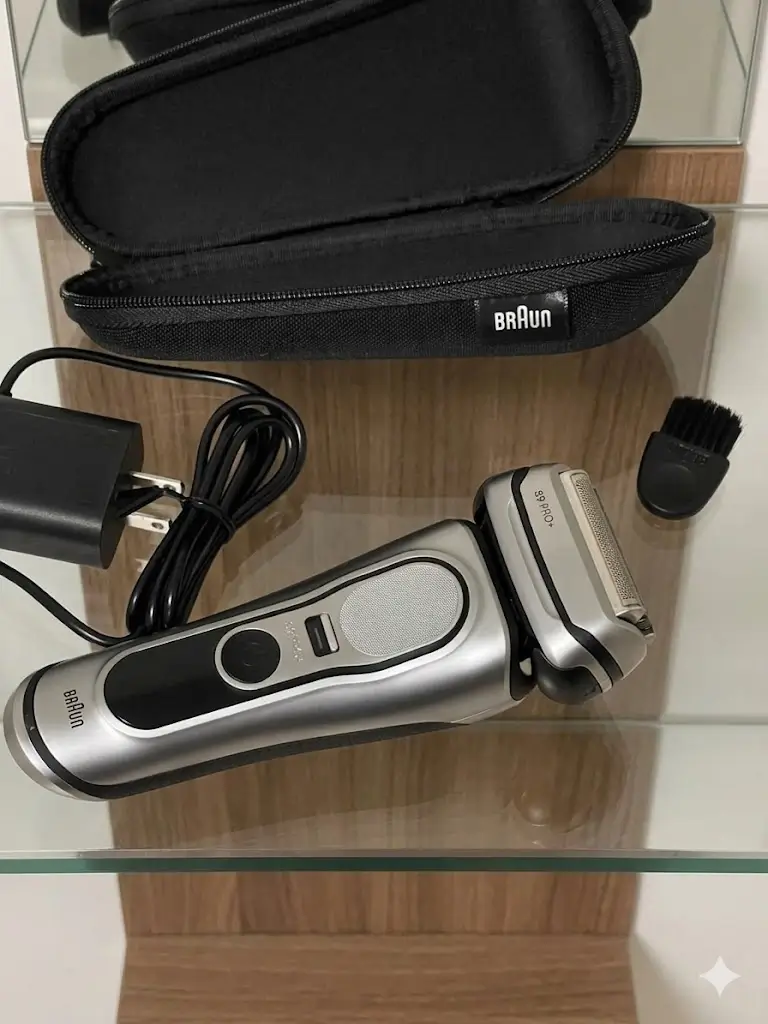 The Braun Series 9 Pro package displaying all accessories