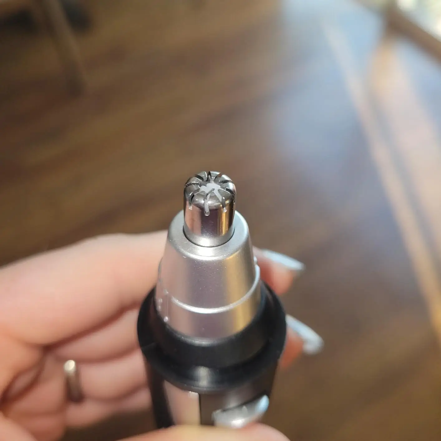 Ergonomic design of the Ear and Nose Hair Trimmer Clipper