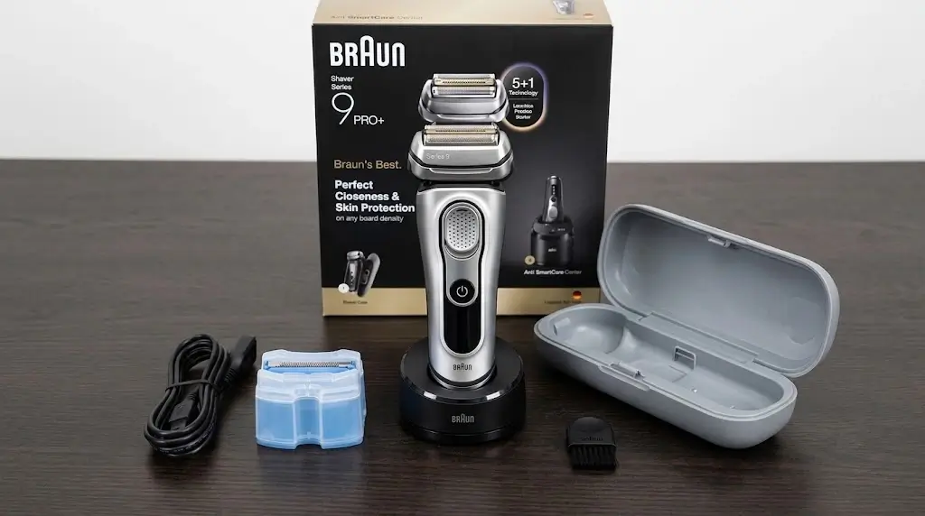 Braun Series 9 Pro+ bundle with SmartCare Center cleaning station and PowerCase